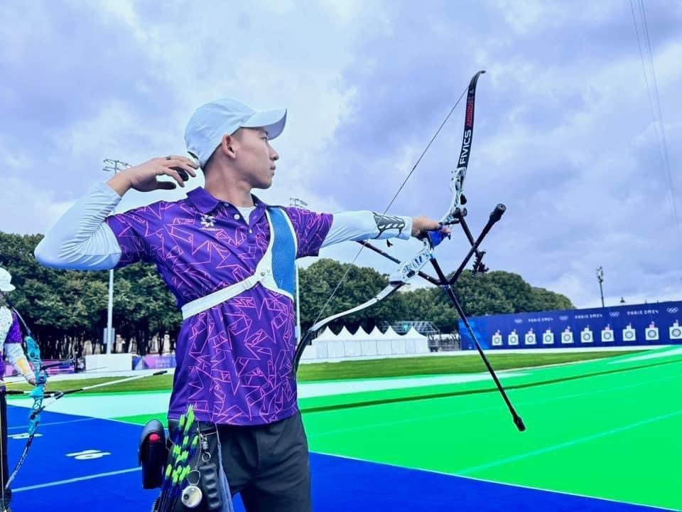 Vận động viên bắn cung Lê Quốc Phong đã hoàn thành phần thi phân hạng tại Olympic 2024. Ảnh: Olympic.com