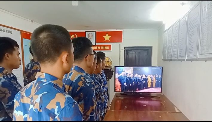 Appreciating the feelings and love of General Secretary Nguyen Phu Trong, officers and soldiers of Da Dong Island are even more determined to build Truong Sa to be rich and beautiful, absolutely loyal to the Party, Fatherland and people.