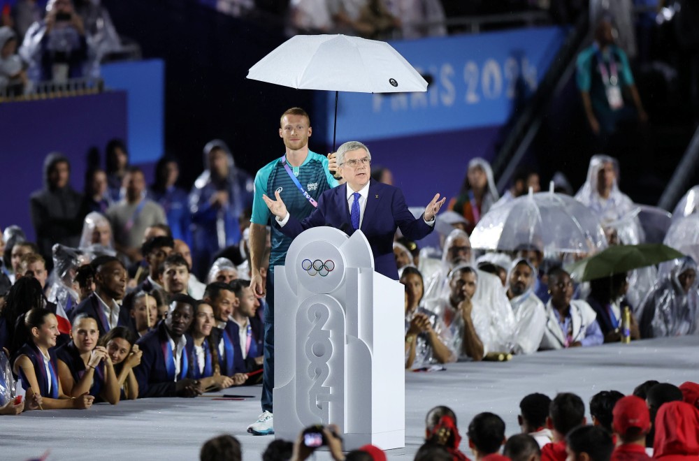 Ông Thomas Bach, Chủ tịch Ủy ban Olympic quốc tế, phát biểu trong lễ khai mạc. Ảnh: Olympic Games