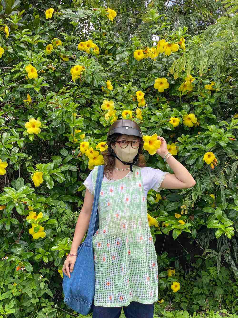 In addition, Ms. Ha Anh also shared with local people that around October and November there will be a wild sunflower festival with many attractive tourist activities.