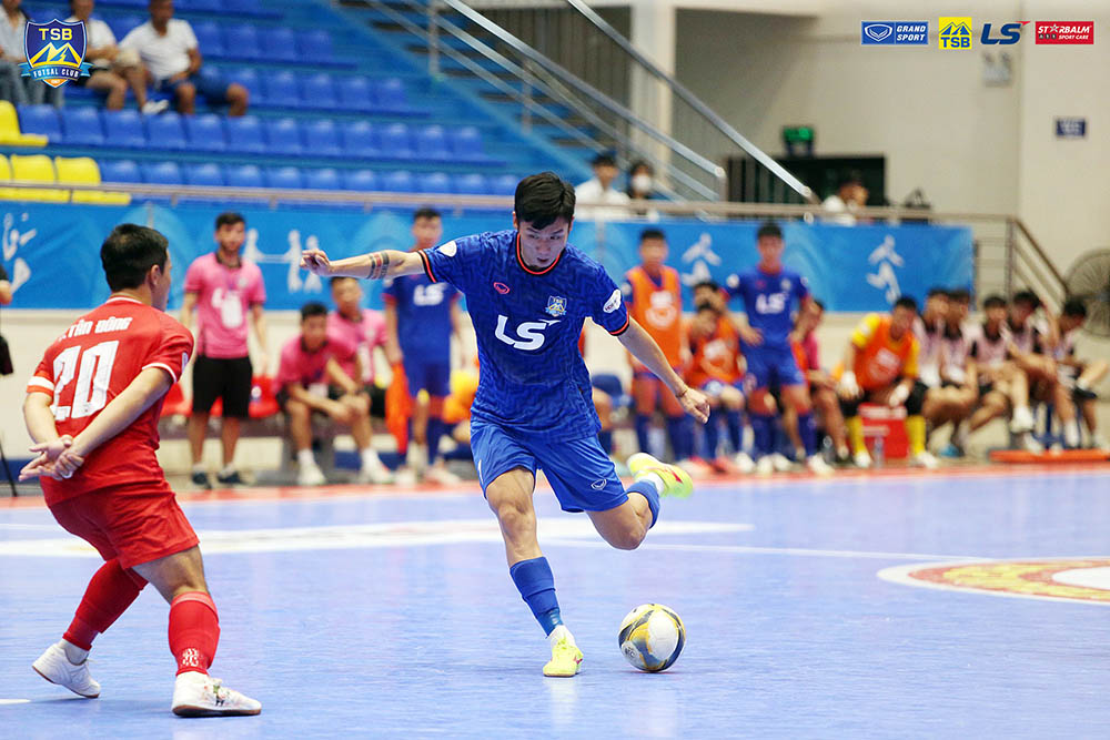 Thai Son Bac Ho Chi Minh City officially won second place this season. Photo: Thai Son Bac FC