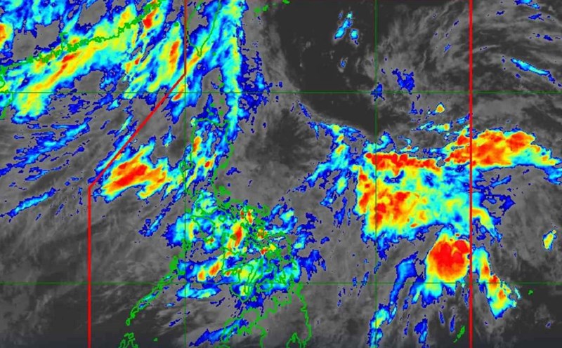 PASAGA không loại trừ áp thấp gần Biển Đông mạnh lên thành bão. Ảnh: PASAGA