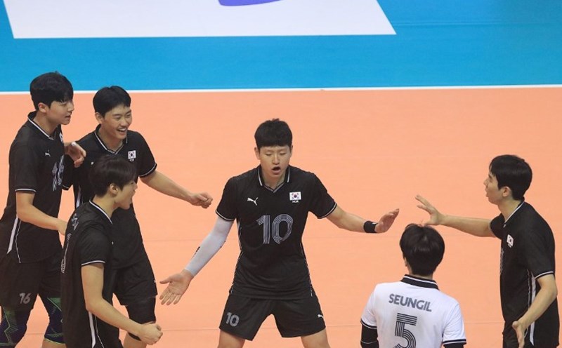 U20 Hàn Quốc gặp U20 Nhật Bản ở bán kết giải bóng chuyền vô địch U20 châu Á 2024. Ảnh: AVC