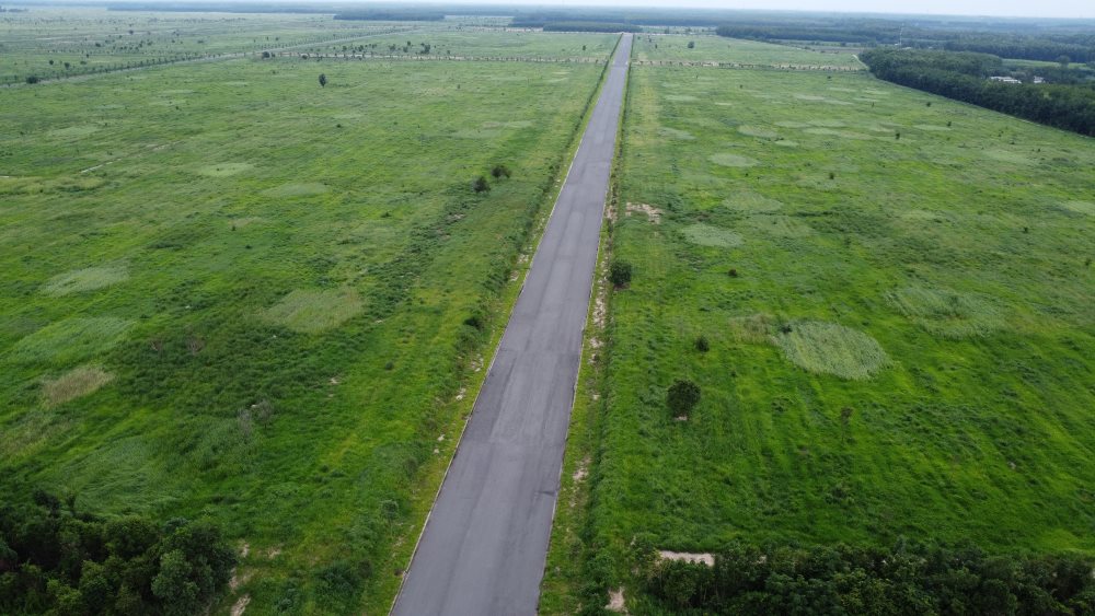 The Cay Truong industrial park project is being urgently implemented to welcome investors. Photo: Dinh Trong