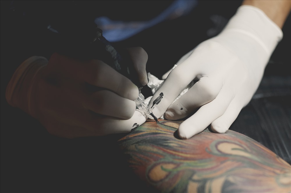 Có hiện tượng một số công dân lợi dụng hình xăm trốn nghĩa vụ quân sự gây dư luận bất bình. Ảnh minh họa: Ái Vân