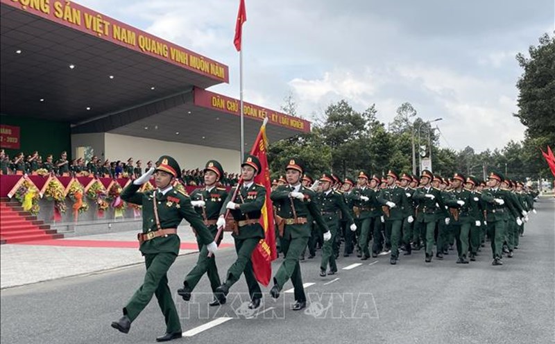 Mức lương thượng tá quân đội nhân dân từ 1.7.2024 được nhận là 17.082.000 đồng. Ảnh minh họa: TTXVN