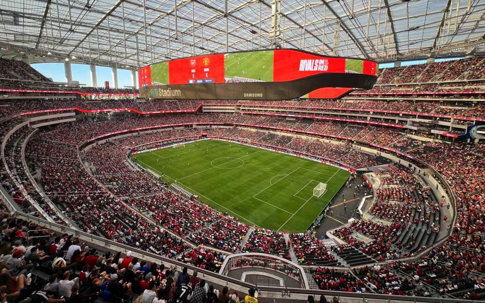 SoFi - the new stadium where Man United played a friendly with Arsenal, serves as a model for the English team to study. Photo: SoFi Stadium