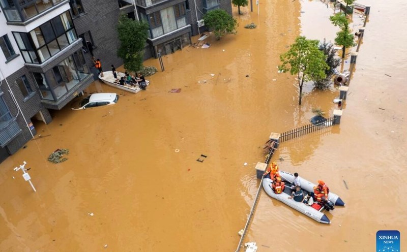 Lũ lụt Trung Quốc đang diễn ra nghiêm trọng ở khu vực sông Dương Tử. Ảnh: Xinhua