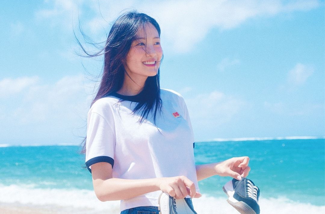 Diễn viên Kim Hye Yoon. Ảnh: Cosmopolitan Korea