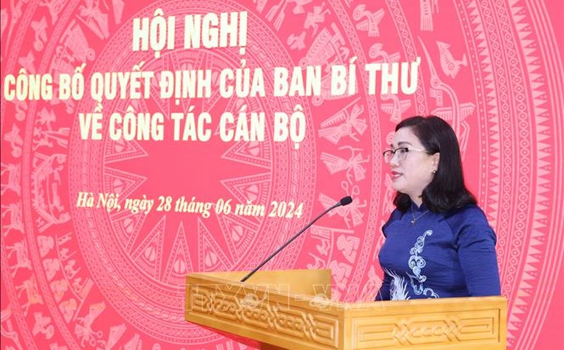 Bà Đinh Thị Mai, Phó Trưởng Ban Tuyên giáo Trung ương là 1 trong 7 cá nhân được đề nghị tặng danh hiệu Chiến sĩ thi đua toàn quốc. Ảnh: TTXVN.