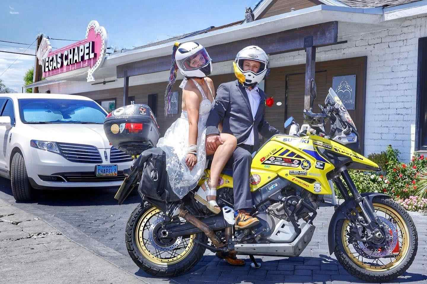 Cặp đôi đã kết hôn khi đang lái xe qua Las Vegas vào năm 2023. Ảnh: Facebook nhân vật