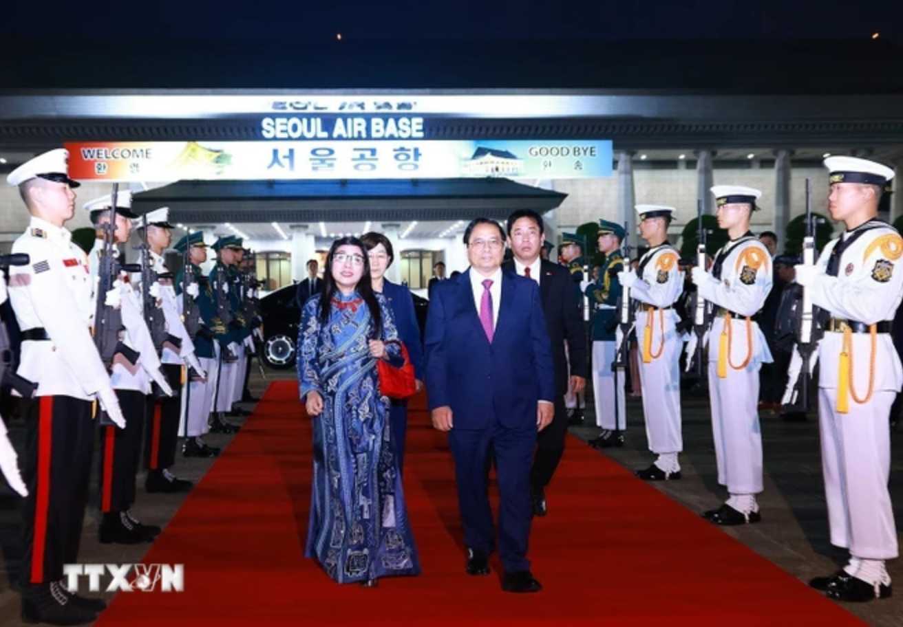 Lễ tiễn Thủ tướng Chính phủ Phạm Minh Chính và Phu nhân. Ảnh: TTXVN