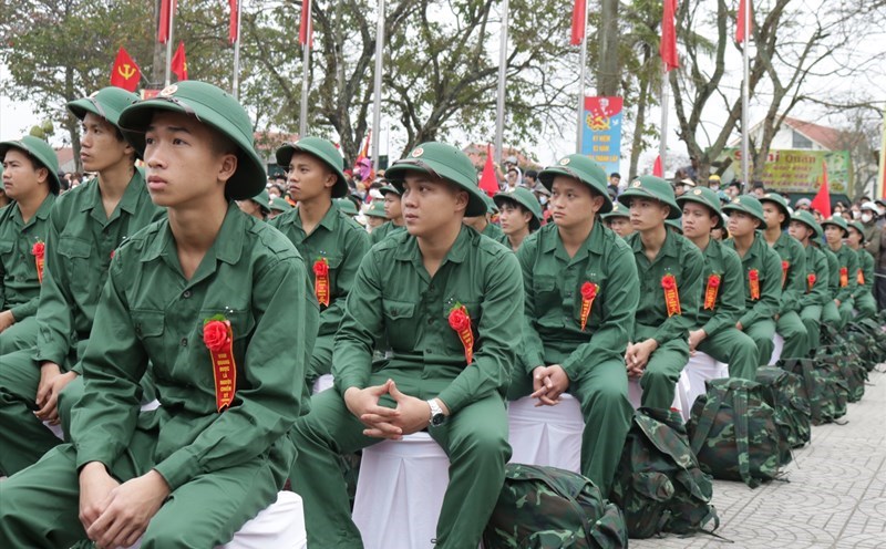 Theo quy định, ngoài chế độ nghỉ phép năm, hạ sĩ quan, binh sĩ còn được nghỉ phép đặc biệt trong một số trường hợp. Ảnh minh họa: Ái Vân