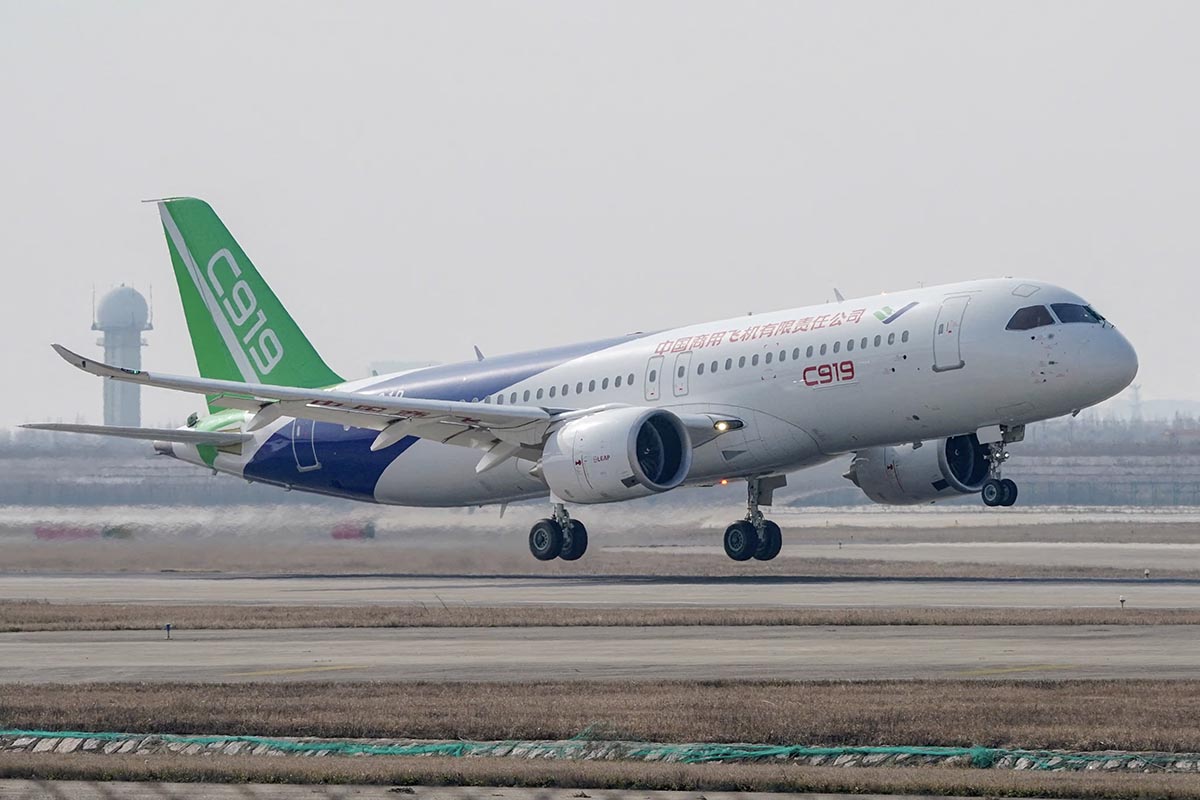 Máy bay Trung Quốc C919. Ảnh: Xinhua