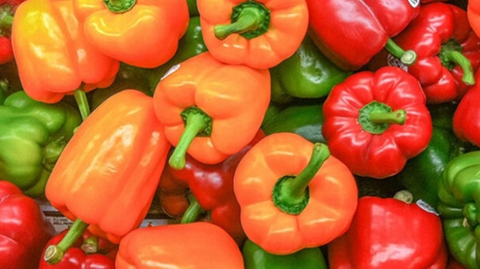 Ớt chuông là một trong những thực phẩm người tiểu đường có thể dùng cho bữa tối để không tăng đường huyết. Ảnh: Hải Anh