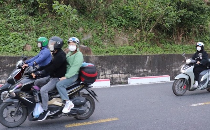 Người lao động quay trở lại Đà Nẵng sau kỳ nghỉ Tết Nguyên Đán Giáp Thìn 2024. Ảnh: Nguyễn Linh