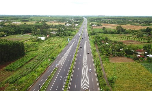 Triển khai xây dựng đường cao tốc Gia Nghĩa - Chơn Thành tổng đầu tư 25.540 tỉ đồng. Ảnh minh họa: VGP