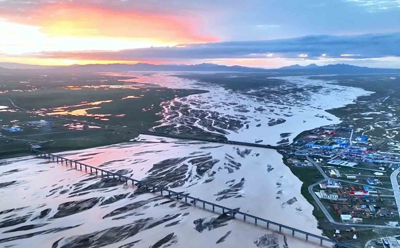 Đầu nguồn sông Dương Tử ở Trung Quốc. Ảnh: Xinhua