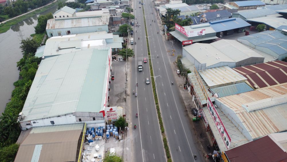 Project to upgrade and expand National Highway 13. Photo: Dinh Trong