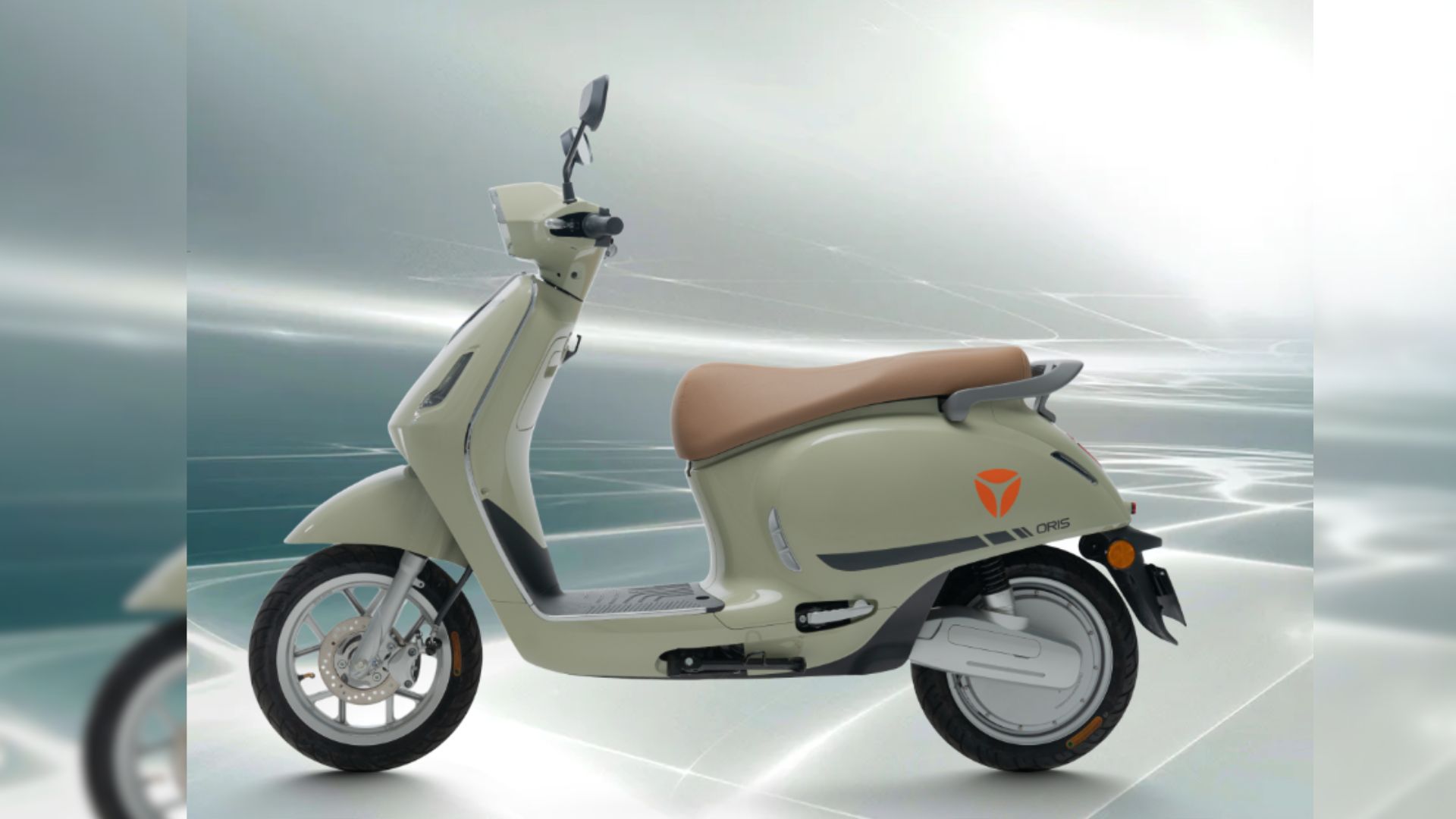 Xe máy điện rẻ đẹp phù hợp với công nhân, người lao động. Ảnh: Yadea. 