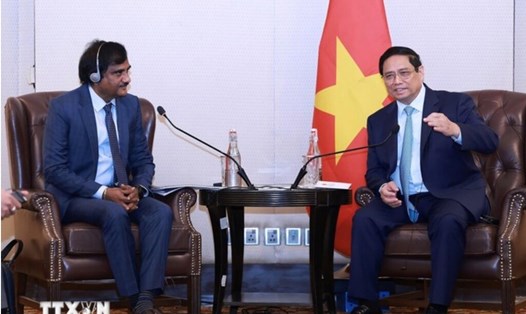 Thủ tướng Chính phủ Phạm Minh Chính tiếp ông Ramesh Babu - Chủ tịch, Giám đốc điều hành tập đoàn Ấn Độ SMS Pharmaceuticals. Ảnh: TTXVN