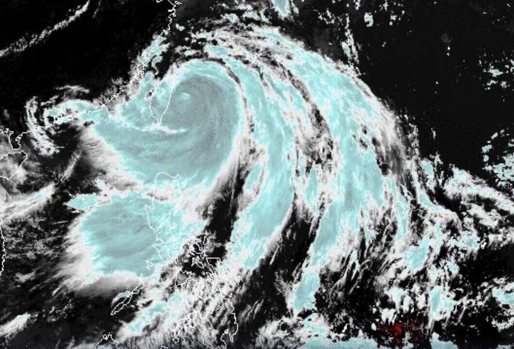 Dự báo có 2-3 cơn bão gần Biển Đông hình thành trong tháng 8. Ảnh: PAGASA