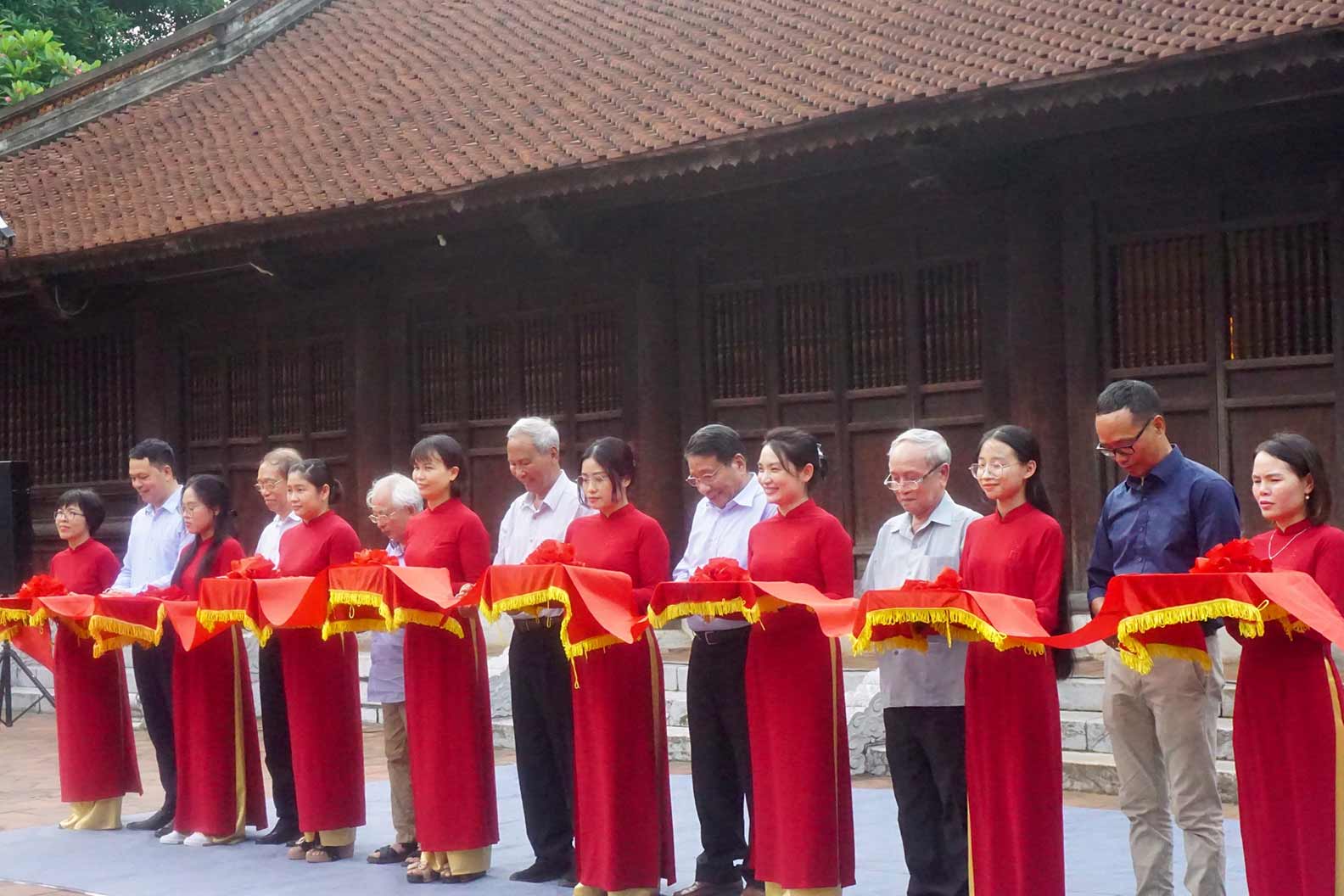 The thematic opening ceremony took place successfully at the Temple of Literature - Quoc Tu Giam. Photo: Nhat Minh