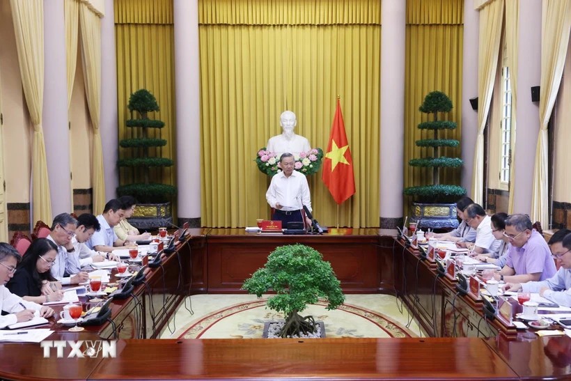 President To Lam gave instructions at the meeting. Photo: Lam Khanh/TTXVN