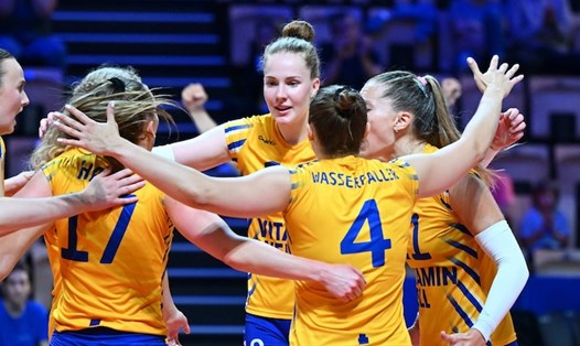 Tuyển bóng chuyền nữ Thụy Điển gặp Bỉ tại tứ kết FIVB Challenger Cup 2024. Ảnh: VNL