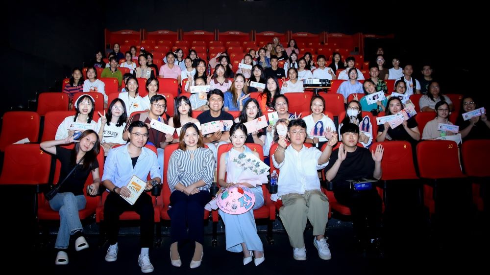 Công chúng Đà Nẵng tham dự các buổi chiếu phim và giao lưu cùng nghệ sĩ, đoàn làm phim. Ảnh: LHP châu Á Đà Nẵng
