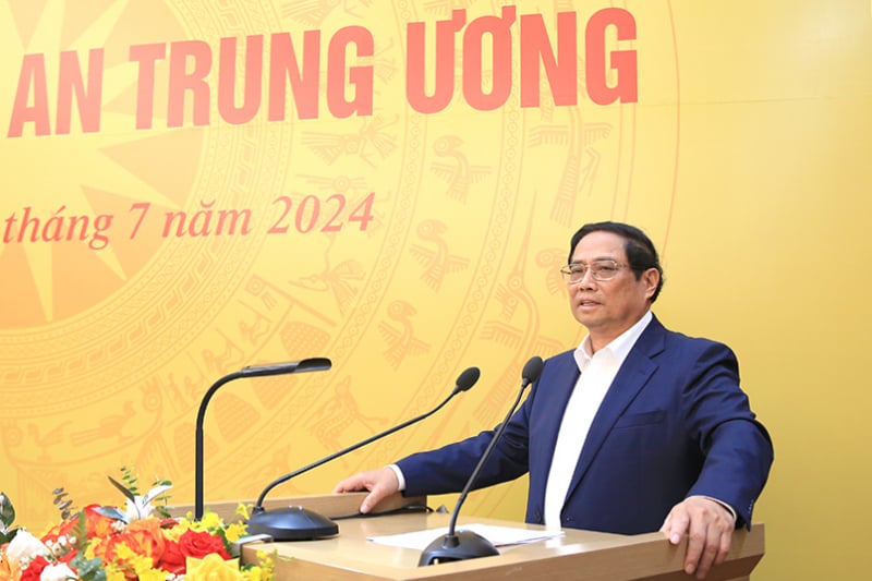 Thủ tướng Chính phủ Phạm Minh Chính phát biểu chỉ đạo tại hội nghị. Ảnh: Cổng thông tin Bộ Công an