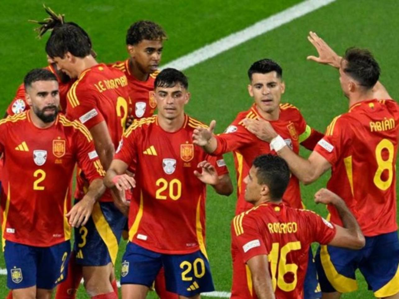 Tây Ban Nha đang chứng minh họ là ứng cử viên số một cho ngôi vô địch năm nay. Ảnh: UEFA 