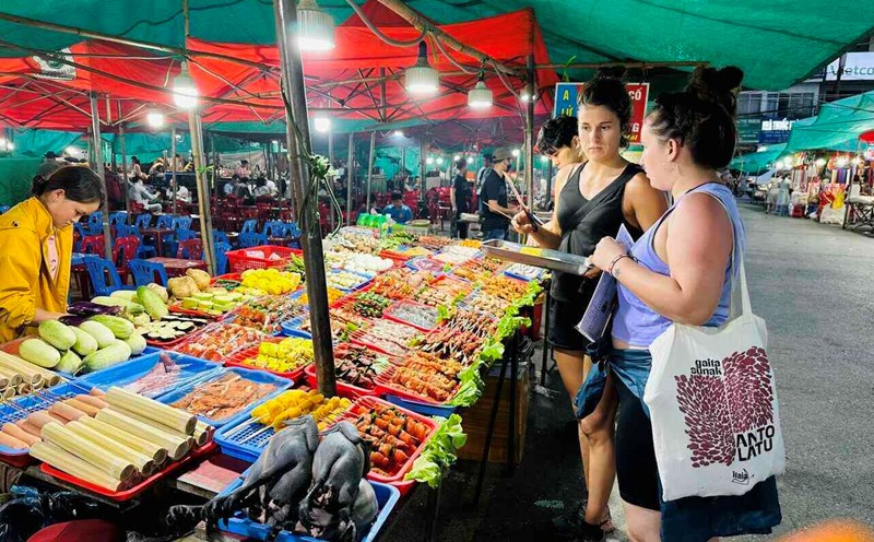 Món nướng Sa Pa nổi danh trên bản đồ du lịch Tây Bắc. Ảnh: Xuân Xuân