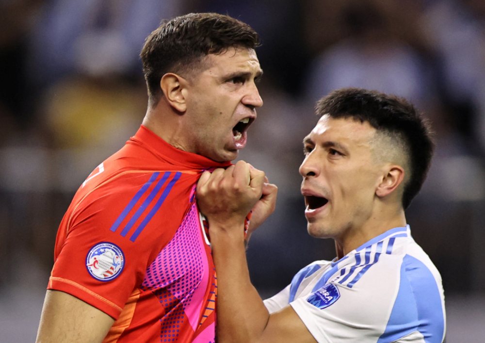 Argentina may mắn thoát thua khi Valencia đá hỏng phạt đền. Ảnh: Copa America