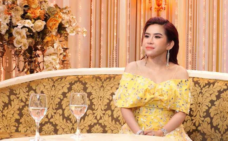 Bình Tinh trong chương trình "Đời nghệ sỹ". Ảnh: NSX