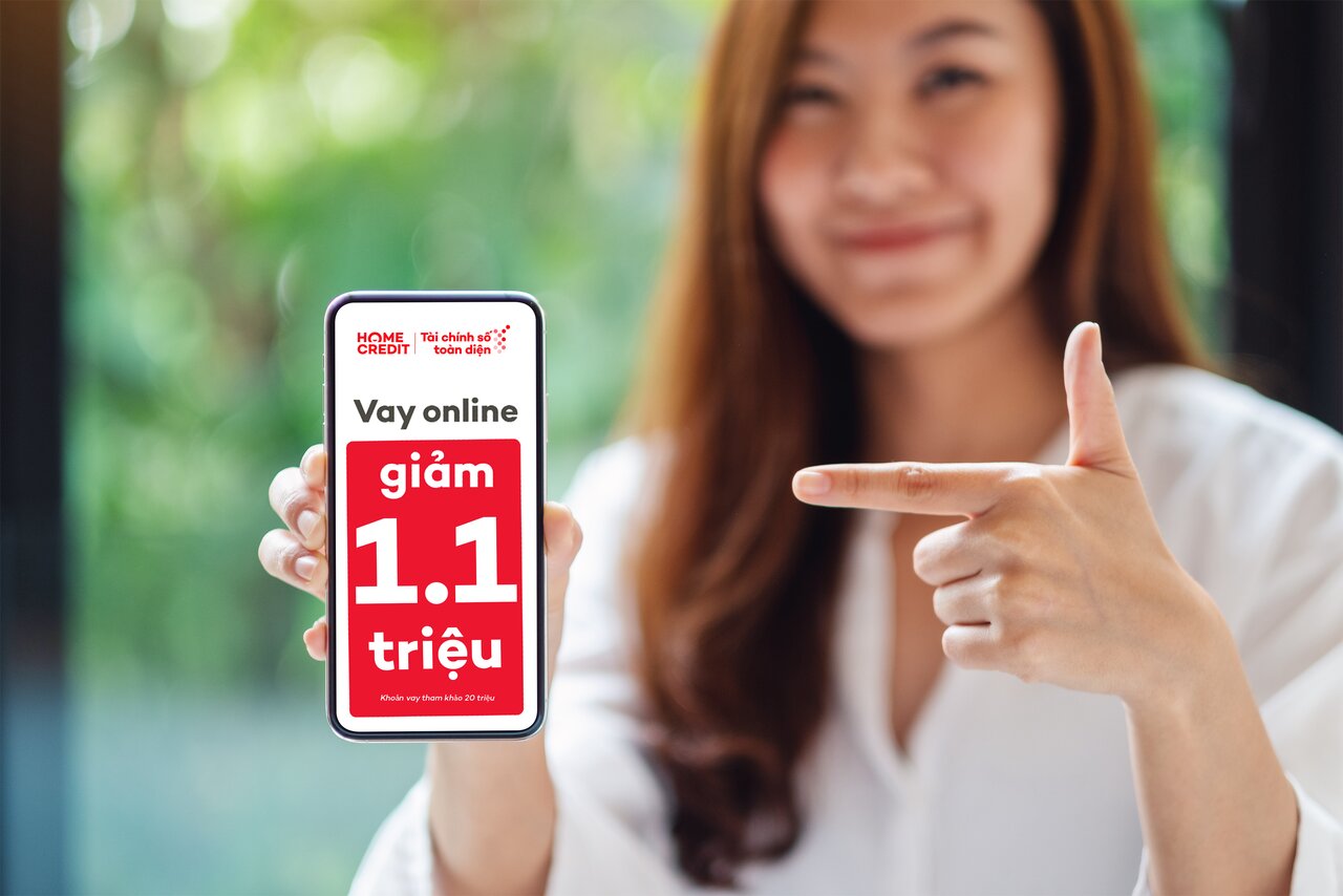 Home Credit Việt Nam triển khai ưu đãi vay tiền mặt "lãi suất nhẹ", dự kiến hỗ trợ hơn 30.000 khách hàng mỗi tháng. Ảnh Thanh Vân