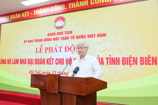 Chủ tịch Ủy ban Trung ương MTTQ Việt Nam Đỗ Văn Chiến đã đọc Lời kêu gọi chung tay hỗ trợ đồng bào các dân tộc tỉnh Điện Biên và vùng Tây Bắc. 