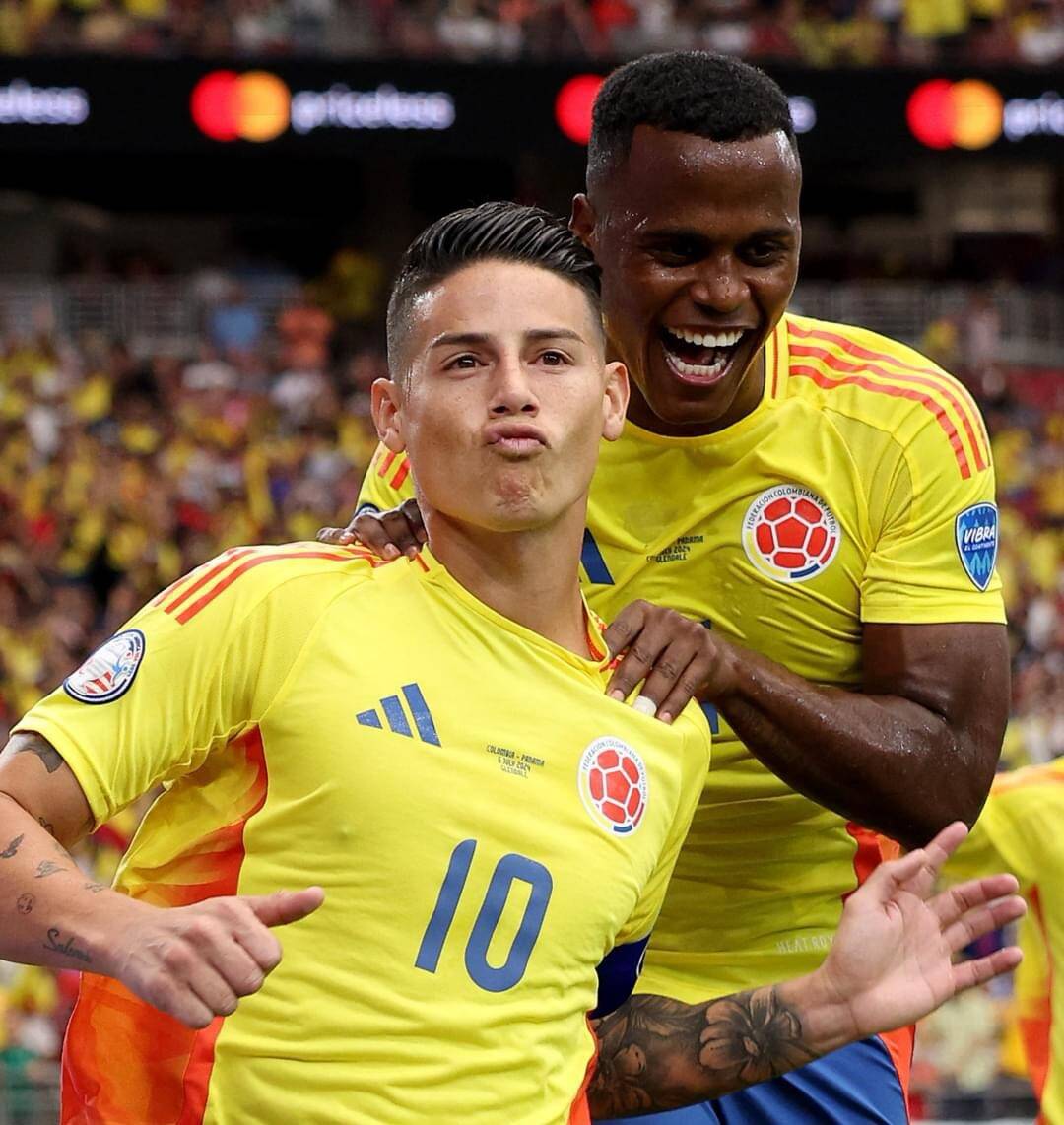 James Rodriguez và các đồng đội đang có được sự tự tin cao độ.  Ảnh: LĐBĐ Colombia 