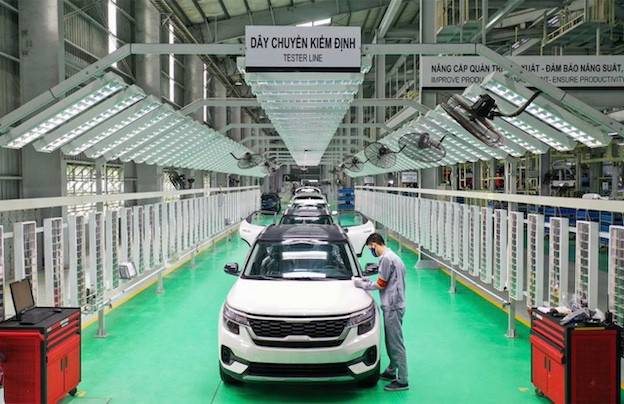 Việt Nam đã có 3 lần giảm lệ phí trước bạ với ôtô sản xuất, lắp ráp trong nước.  Ảnh: TC.