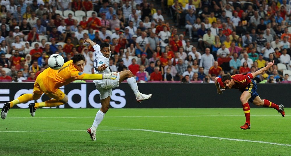 Tây Ban Nha vượt qua Pháp trên hành trình vô địch EURO 2012. Ảnh: UEFA