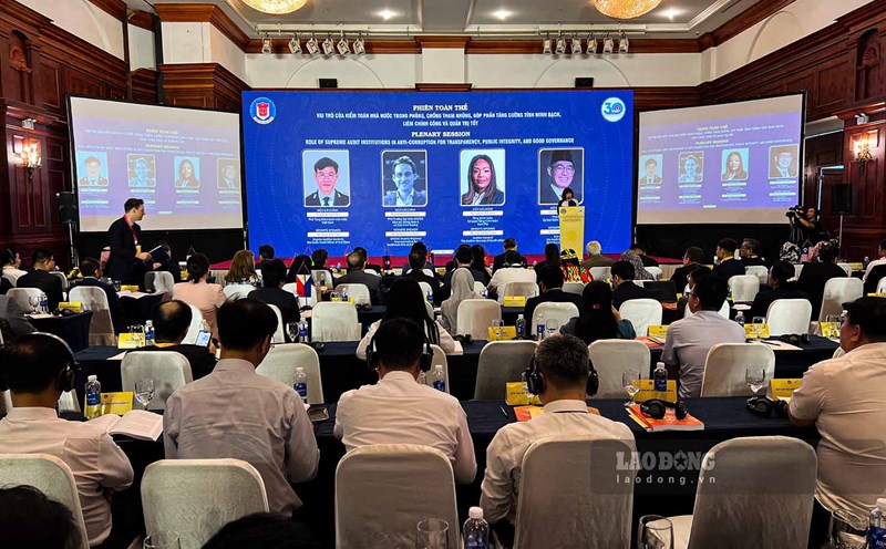 Quang cảnh hội thảo quốc tế do Kiểm toán Nhà nước Việt Nam tổ chức.