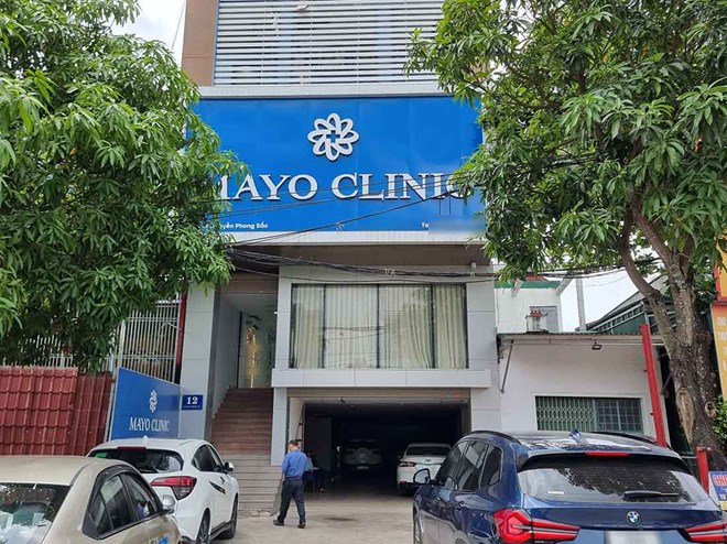 Viện thẩm mỹ Mayo Clinic Nghệ An (12 Nguyễn Phong Sắc, TP Vinh), nơi xảy ra sự việc khách hàng làm đẹp hết hơn 500 triệu đồng. Ảnh: Quang Đại