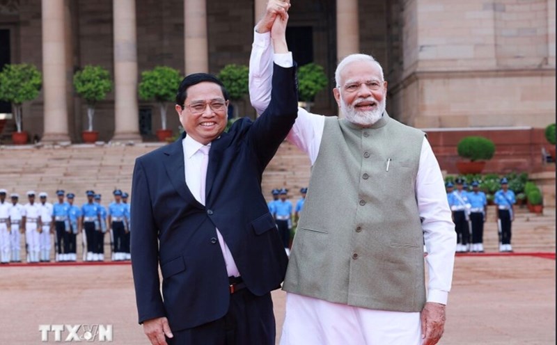 Thủ tướng Chính phủ Phạm Minh Chính và Thủ tướng Ấn Độ Narendra Modi. Ảnh: TTXVN