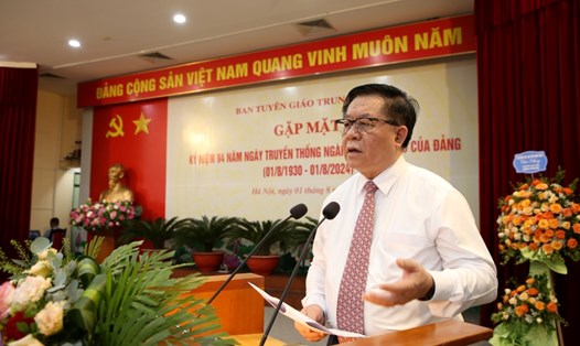 Trưởng Ban Tuyên giáo Trung ương Nguyễn Trọng Nghĩa cho biết, Tổng Bí thư Nguyễn Phú Trọng rất quan tâm quy định về chuẩn mực đạo đức cách mạng của cán bộ, đảng viên trong giai đoạn mới. Ảnh: T.Vương