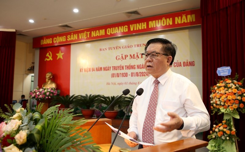 Trưởng Ban Tuyên giáo Trung ương Nguyễn Trọng Nghĩa cho biết, Tổng Bí thư Nguyễn Phú Trọng rất quan tâm quy định về chuẩn mực đạo đức cách mạng của cán bộ, đảng viên trong giai đoạn mới. Ảnh: T.Vương