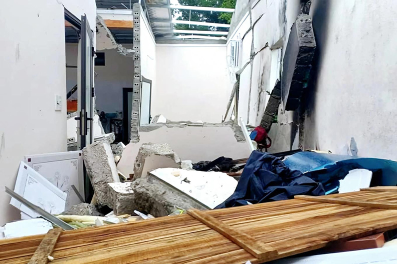 Hiện trường vụ nổ bình gas tại xã Nghi Trường, huyện Nghi Lộc, Nghệ An. Ảnh: Hải Đăng