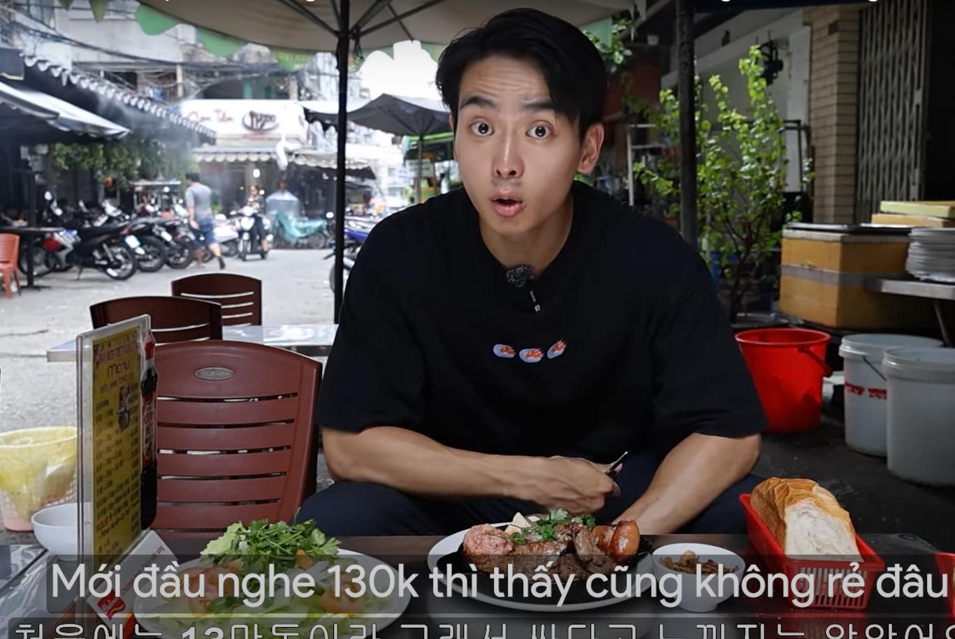 At first, when he saw the price, Jong Rak thought it wasn't cheap, but when the food was brought out, he realized that this beef noodle dish was very high quality. Photo: Cut from clip