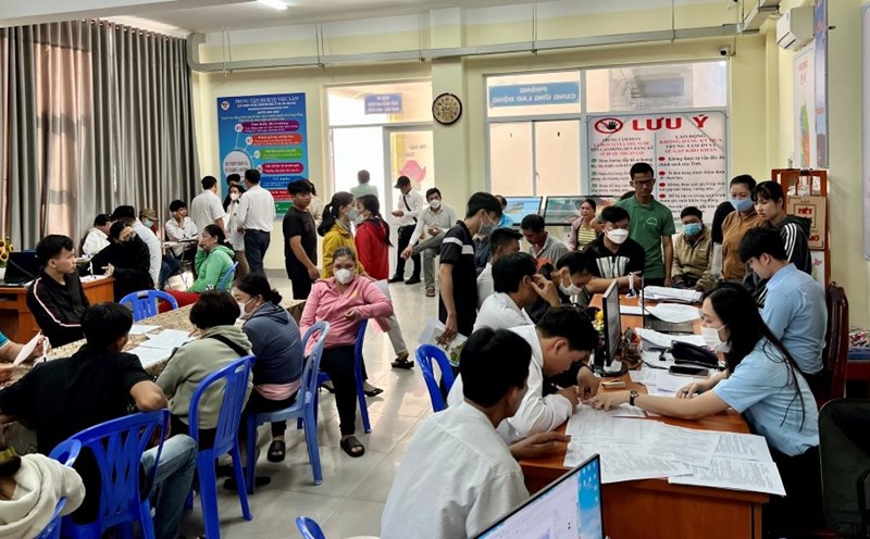 Tỉnh Đồng Tháp có hơn 1.000 học sinh vừa tốt nghiệp THPT đăng ký đi làm việc nước ngoài có thời hạn mỗi năm. Ảnh: Trung tâm Dịch vụ việc làm Đồng Tháp cung cấp.