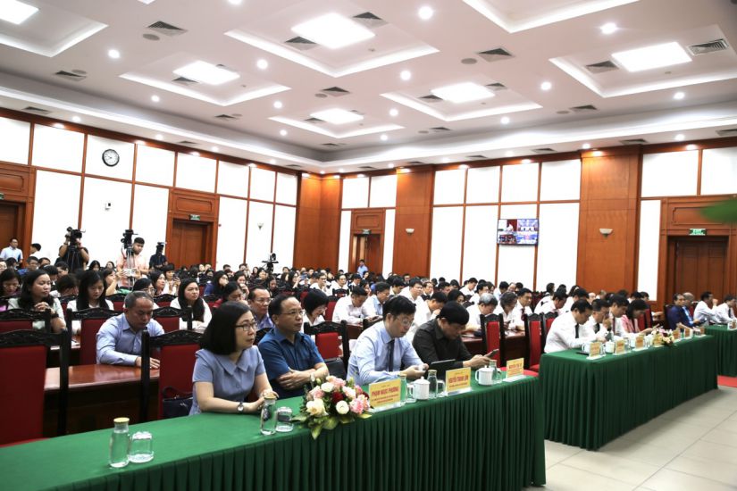 Các đại biểu dự Hội nghị. Ảnh: T.Vương