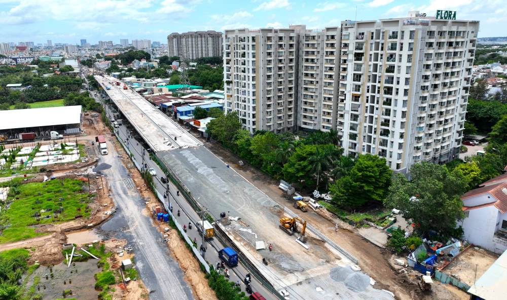 Ho Chi Minh City is about to complete the Nam Ly bridge. Photo: Mr. Tu